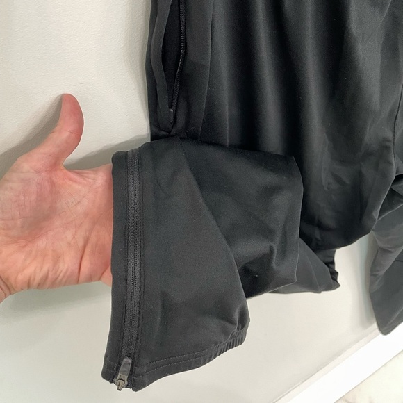 NEW Nike Running DRI-FIT ELEMENT PANT Size Medium Womens Black Zip Leg Jogger 16 - Picture 6 of 8